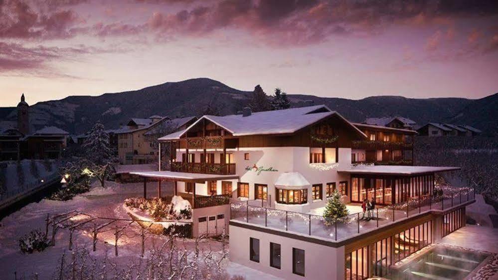 Jonathan 3 Sterne Superiore Hotel